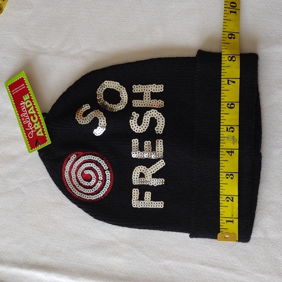 Holiday Arcade Beanie Cap Size Os Black with Sequins - Picture 5 of 7